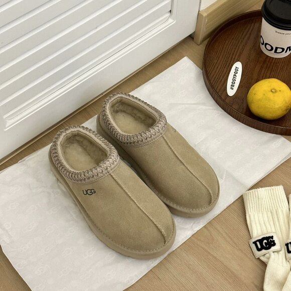 UGG Tasman Slippers Mustard Seed - Picture 1 of 5